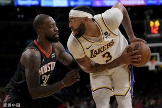 尽管他们在 尽管他们在