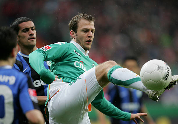 似困境中的 似困境中的