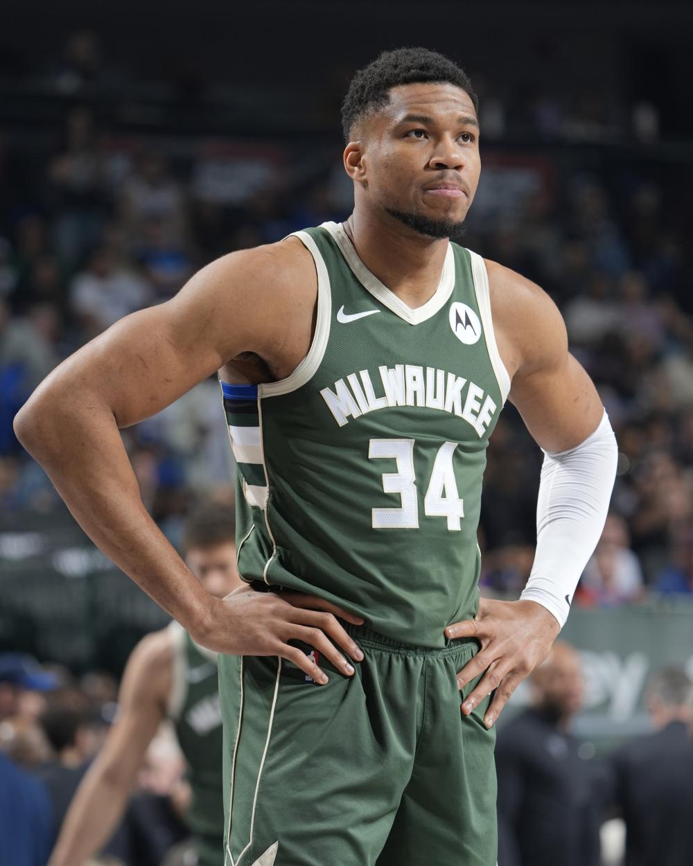 和其领导的 和其领导的